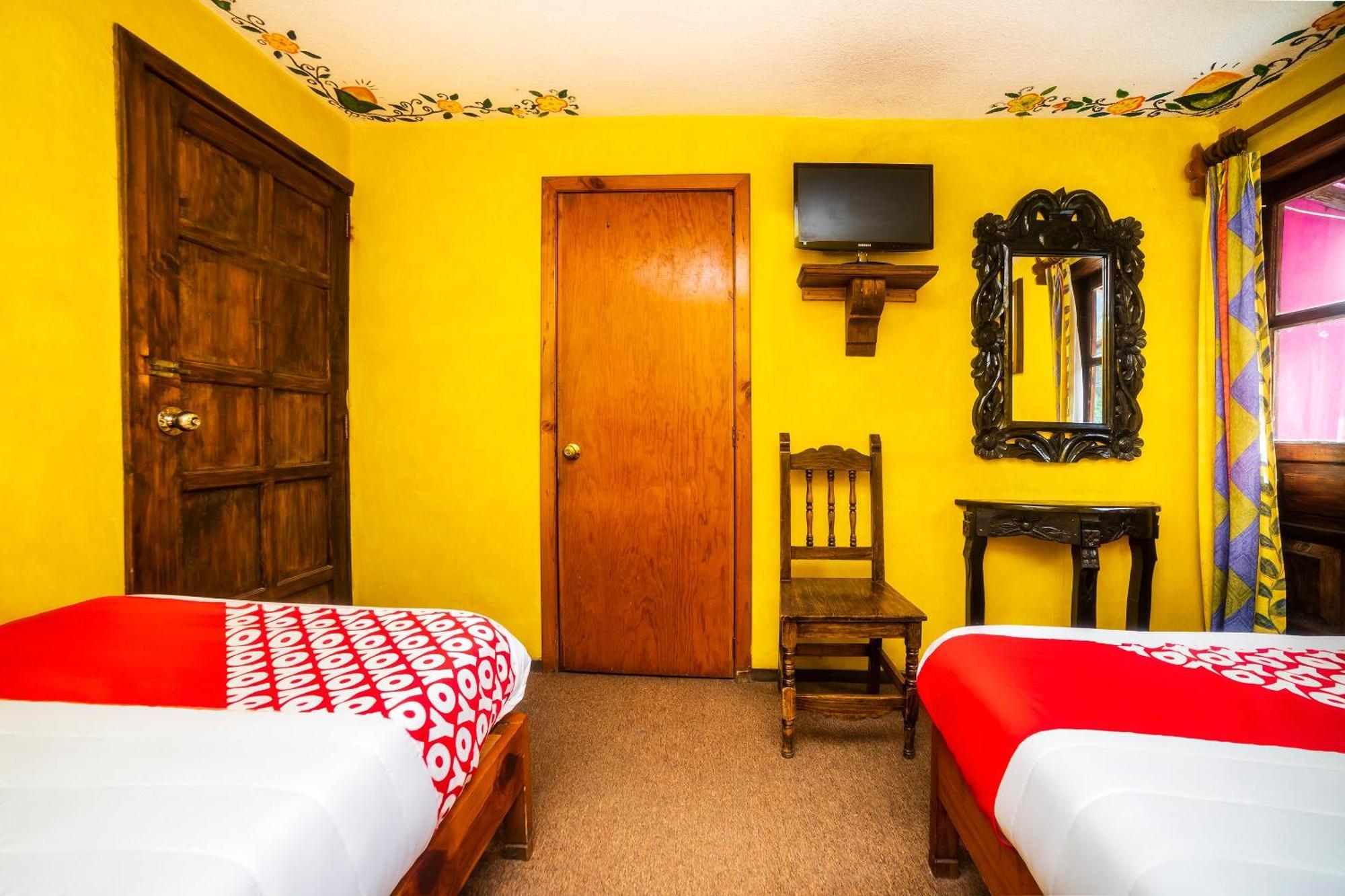 Oyo Hotel El Mineral, Tlalpujahua de Rayón Esterno foto